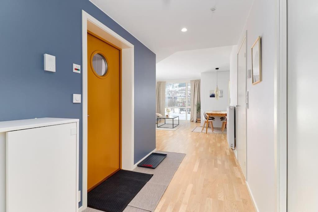 Bergen'S Finest: Sleek Oasis With Two Bedroom Exterior foto